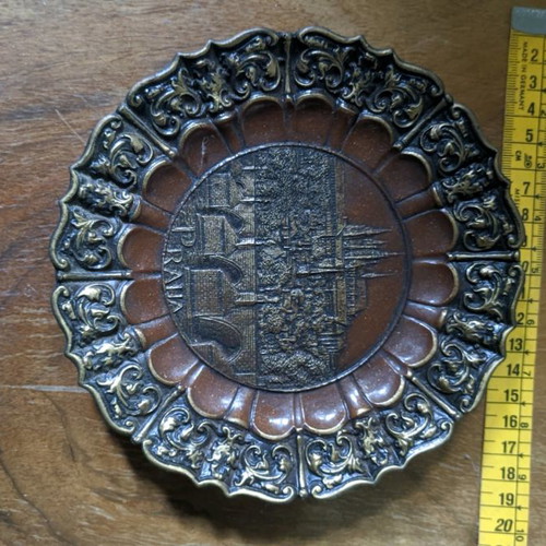 Souvenir antiques set of 9 pieces