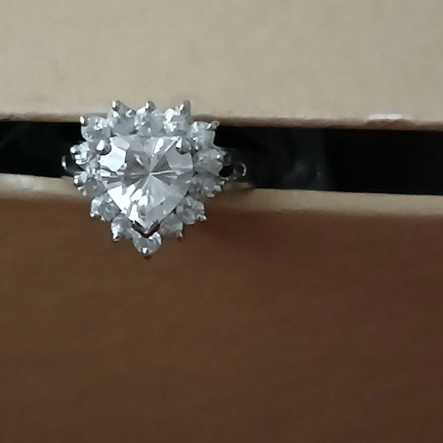 Silver 925 solitaire ring with heart-shaped zircon