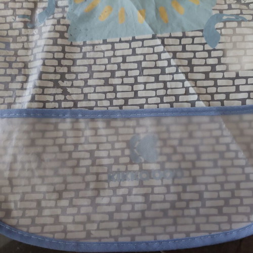 Kikkaboo Arty Waterproof Bib with Sleeves and Food Collector 4m+ Blue like new