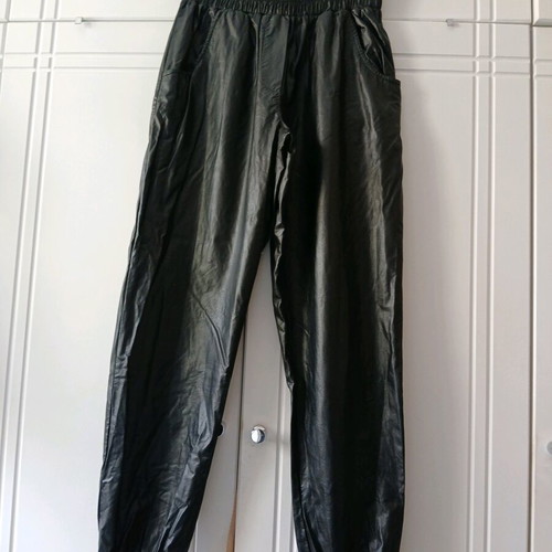 Leather women's pants black, like new, size S