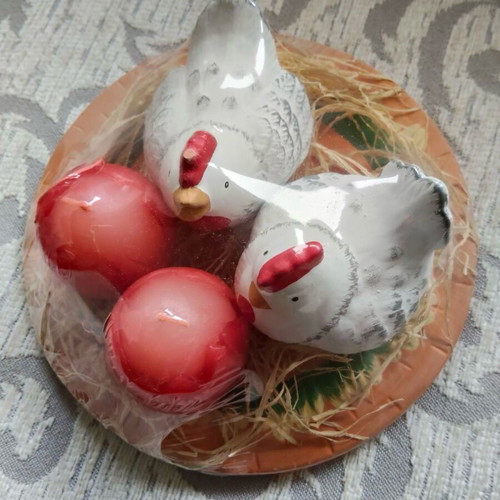 Clay Easter decoration new with hens and candles