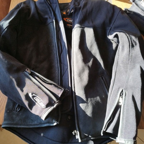 Colori women's motorcycle jacket size S like new