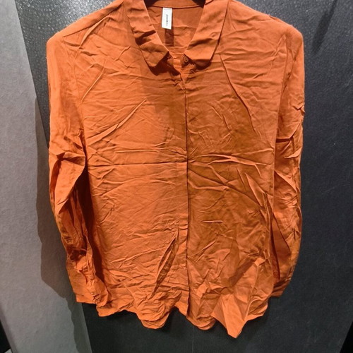 Soyaconcept shirt orange new, size S-M