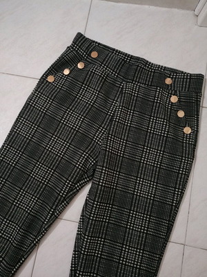 Plaid fleece trousers new, grey with pockets and metal buttons