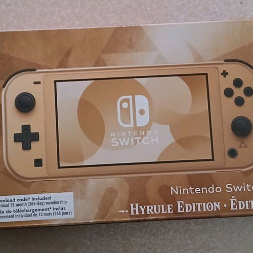 Nintendo Switch Lite Zelda box like new