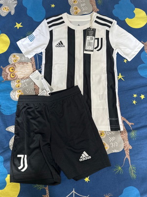 Σετ φανέλας Juventus Adidas 7-8 ετών καινούργιο με ετικέτες