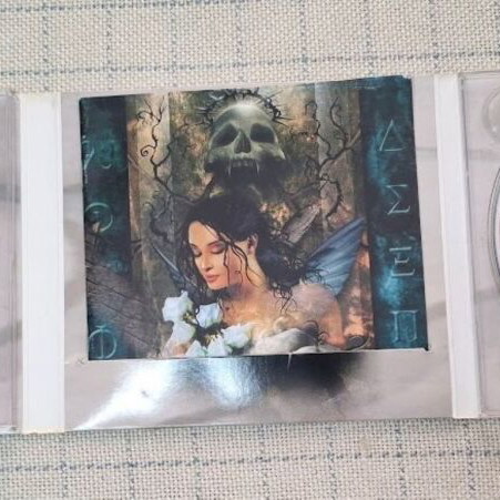 Beautiful Voices CD & DVD used, rock genre