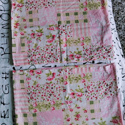 Set of 2 pillowcases in pink shades
