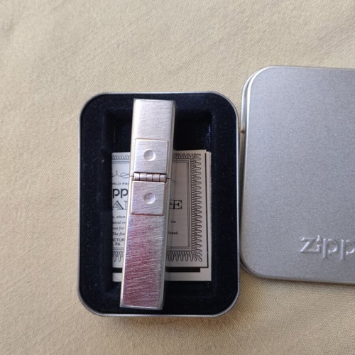 Zippo 1933 Replica First Release lighter new with box
