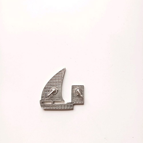 Olympic Games Pin Athens 2004 like new, authentic collectible
