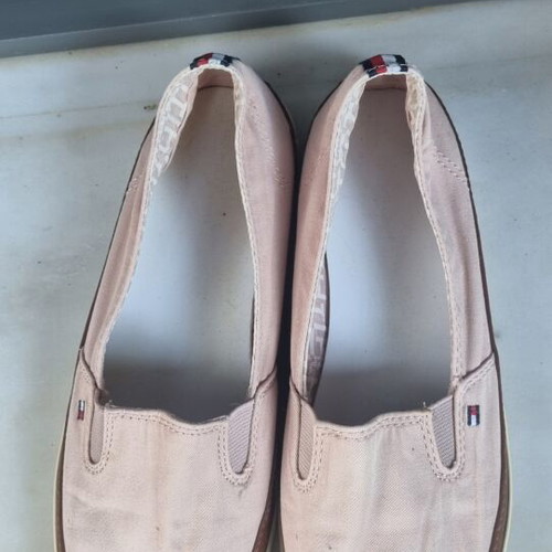 Tommy Hilfiger canvas shoes used, pink, size 36
