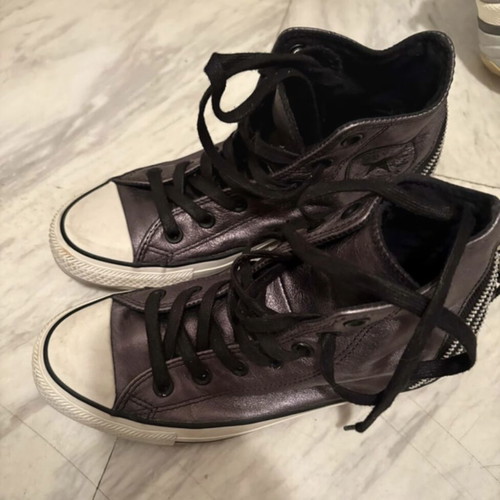 All Star Converse Metallic Limited Edition sneakers like new, size 39, with back zip