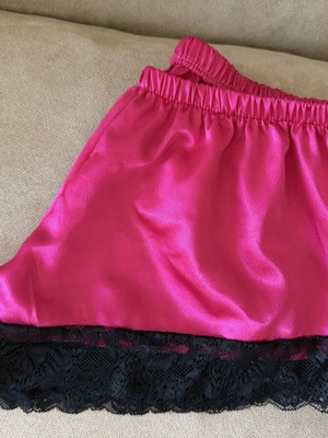 Lingerie bottom, pink satin with black lace