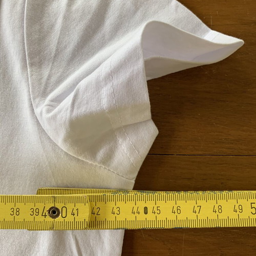 T-shirt from Crete new, size M, white with glitter design
