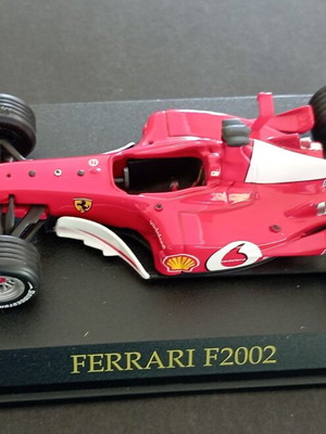 Αυτοκινητάκι συλλεκτικό Ferrari F 2002 σαν καινούργιο