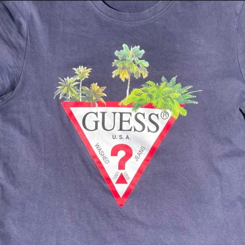 Guess dark blue T-shirt, medium