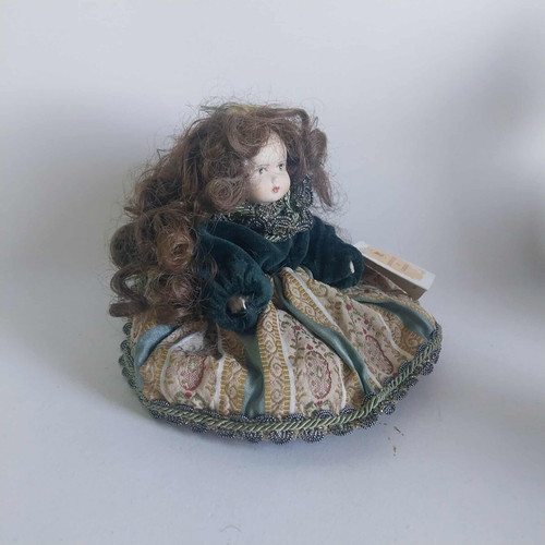 Capodimonte porcelain doll used, Italian vintage collectible