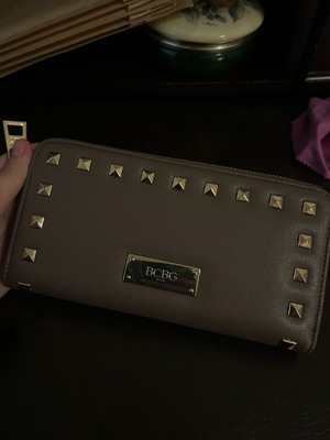 BCBG Paris wallet