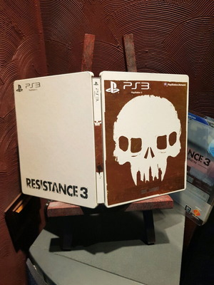 Resistance 3 steelbook like new with original pvc protector