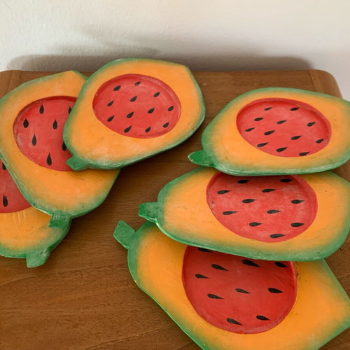 Papaya coasters pack of 6, new, lightweight wood