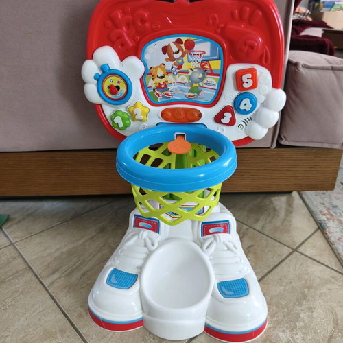 Baby Clementoni basketball toy used, for babies 18+ months
