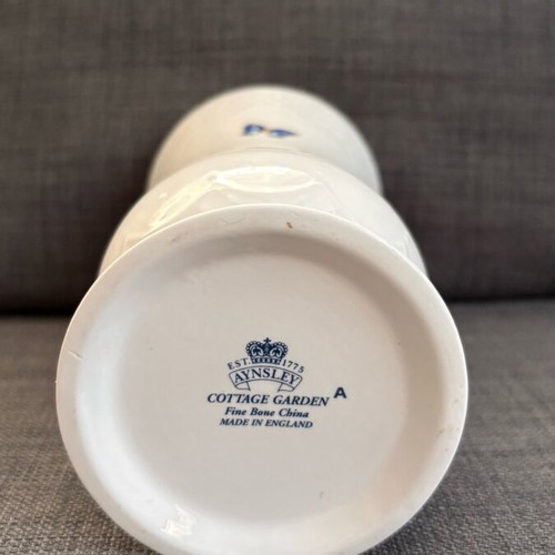Aynsley Cottage Garden Fine Bone China Vase used, 20cm height