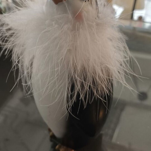 Polyresin penguin with golden crown, height 21cm, new