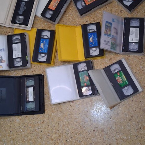 Disney old VHS tapes lot, 11 cassettes