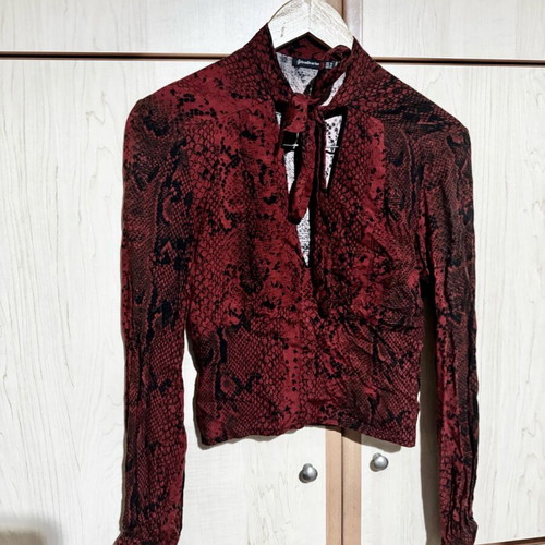 Stradivarius blouse with snake print, like new, size Medium
