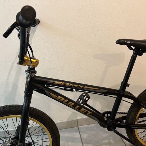 BMX Bullet bike with front and rear disc brakes