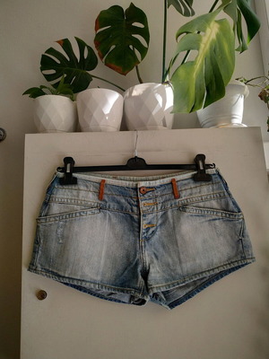 Zara denim shorts used, size 42 EU, waist 84 cm