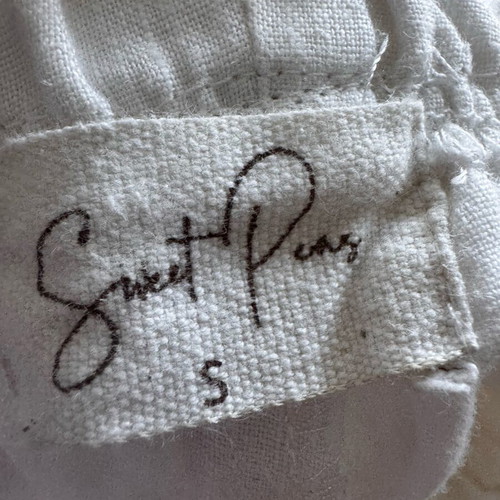 Linen bermuda shorts size S like new, white