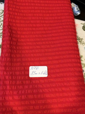 Crepe fabric, bright red, 90cm x 3.20m