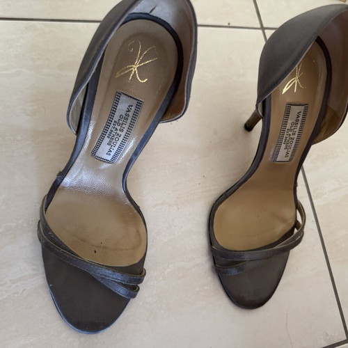 Vassilis Zoulias satin gray leather sandals like new, size 36