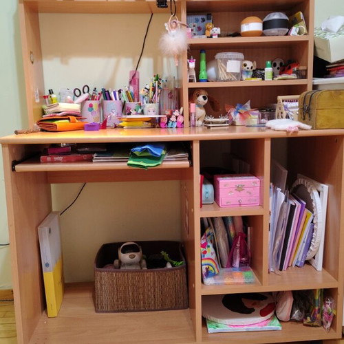 Computer desk for elementary student