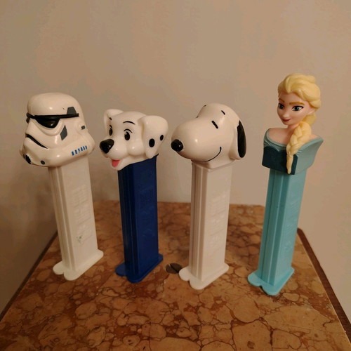 Pez candy dispensers set of 4 like new, empty