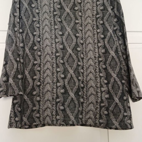 Next women's blouse like new, black and grey, cable knit, pockets, size 14