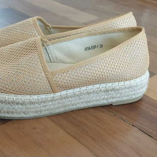 Women's espadrilles like new, size 39, beige with gold