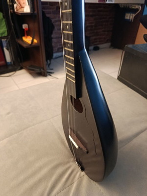 Student tzouras like new with case gift