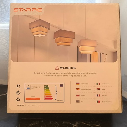 Star Pie pendant ceiling light, Nordic style, white, folding design