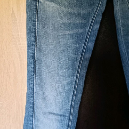 Jean Killah used, size 25 with 2 white spots