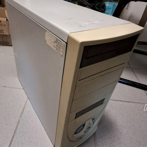 Pentium 4 Desktop PC 3.06 GHz 2 GB RAM 400 GB HDD Windows Office used