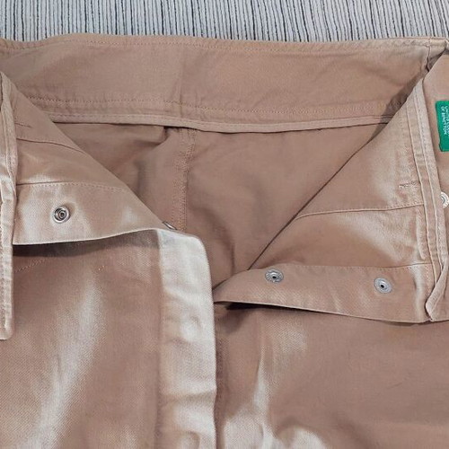 United Colors of Benetton beige skirt, size Small
