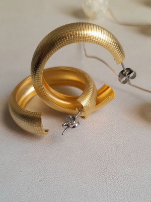 Handmade earrings new from gold-colored brass