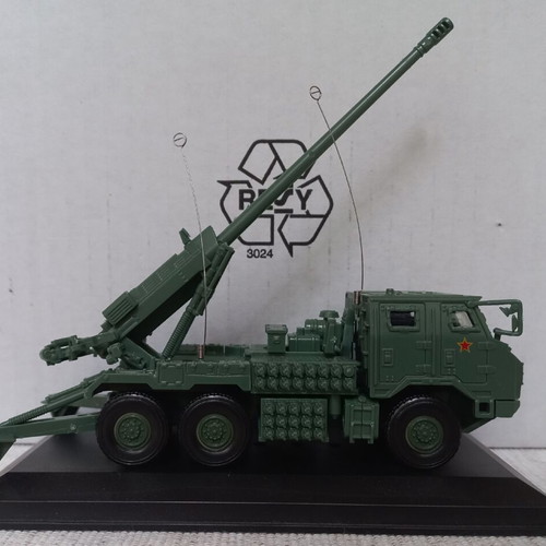 Military models 1:72 scale, like new, Russian and Chinese