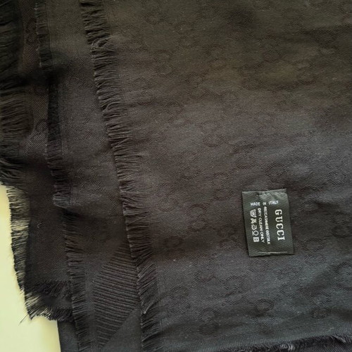 Gucci scarf 140cm like new black