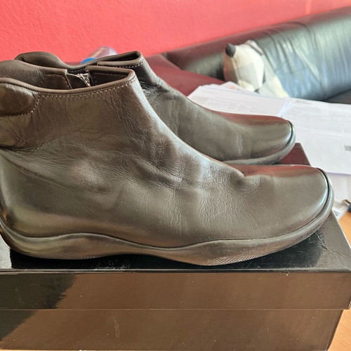 Prada ankle boots size 41, dark brown