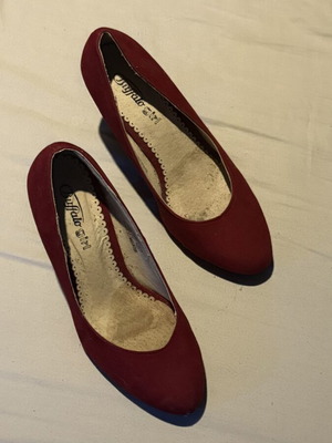 Buffalo Girl pumps used, size 37, burgundy
