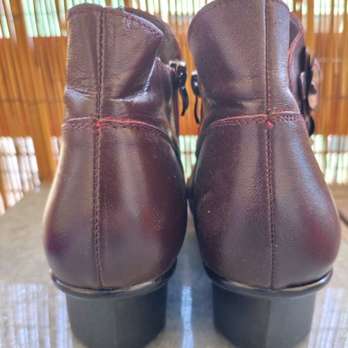 Women's ankle boots like new, size 38, purple, narrow fit