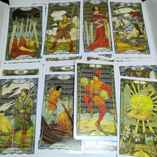 Golden Art Nouveau Tarot deck 78 cards like new